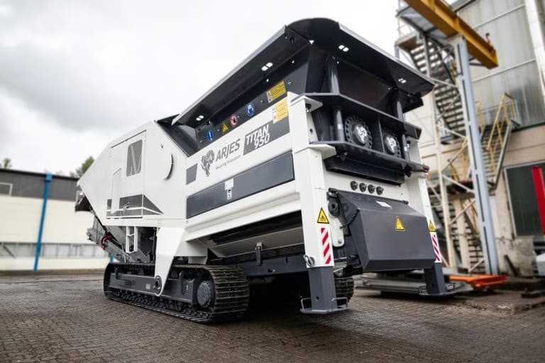 ARJES Titan 950: мобильный двухвальный шредер для автолома и металла — фото 9