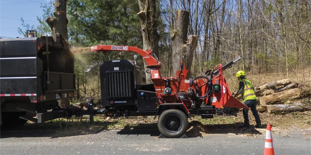 MORBARK BVR16 Brush Chipper — Щепорезы для переработки отходов