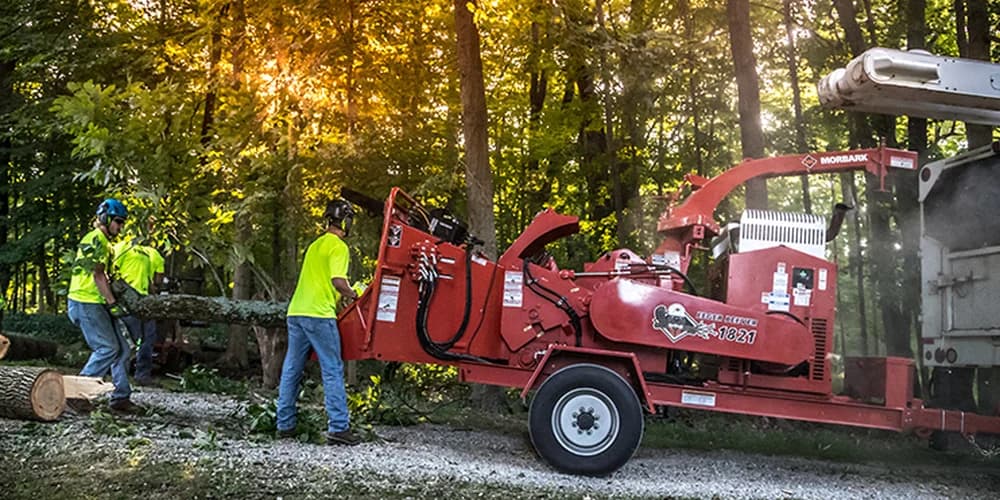 MORBARK Eeger Beever 1821 Brush Chipper — Щепорезы для переработки отходов