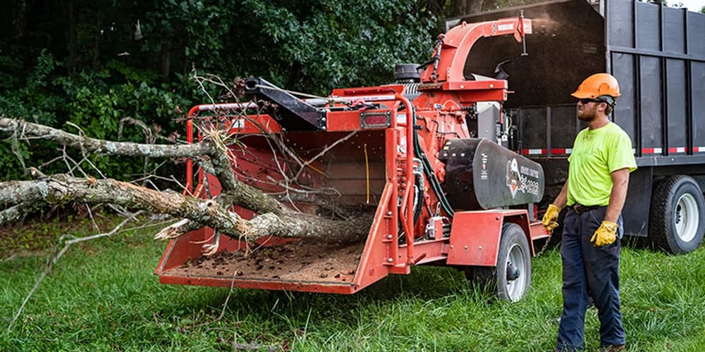 MORBARK Eeger Beever 1922 Brush Chipper — Щепорезы для переработки отходов