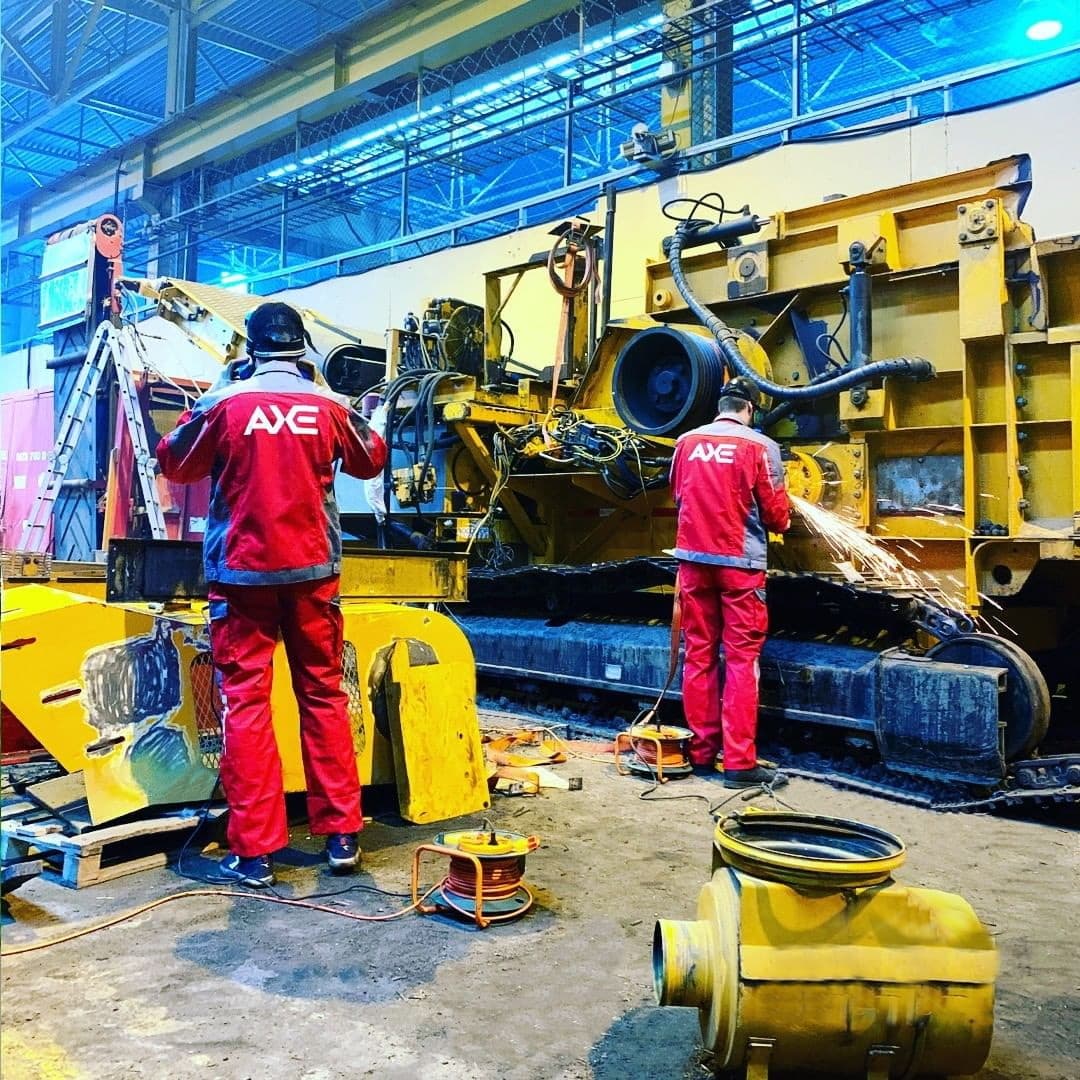 Сервисное обслуживание дробилок в центре AXE Machinery