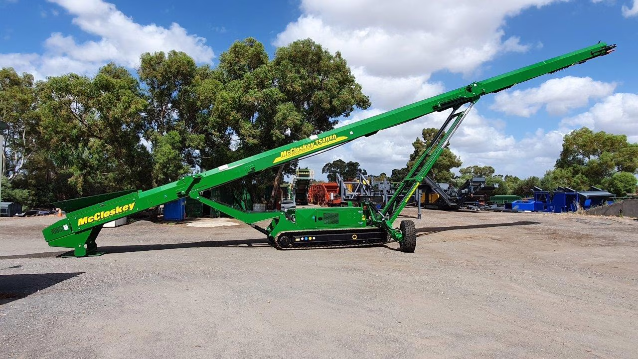 McCloskey TS4080 на рабочей площадке