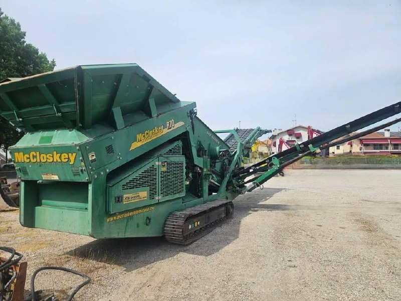 McCloskey R70 — мобильный грохот с finger deck — миниатюра 2