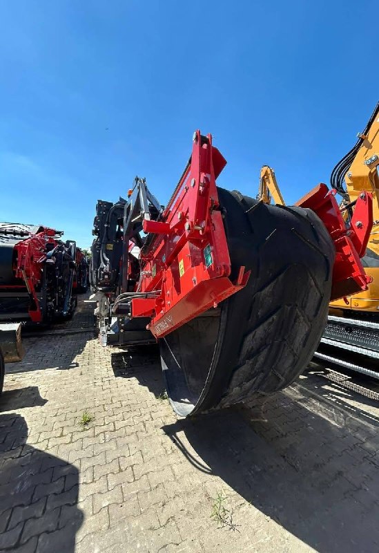 Грохот Terex Finlay 883+ в продаже — миниатюра 2